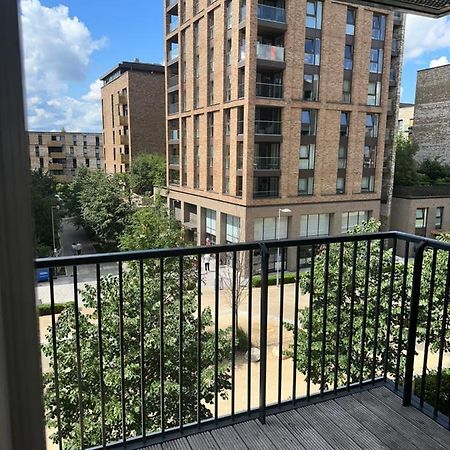 Luxury One Bedroom Apartment Londen Buitenkant foto